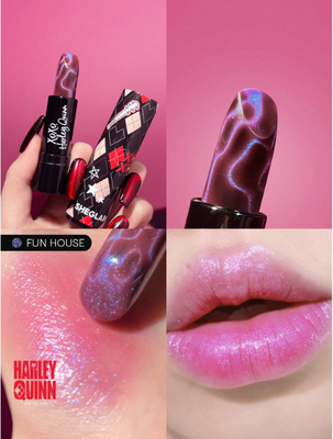 Помада Harley Quinn SHEGLAM Thrill Seeker Color-Changing Lipstick &mdash; Funhouse 5973 фото