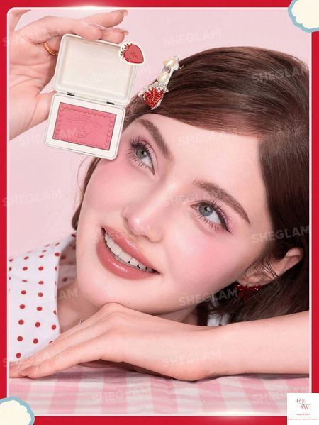 Рум'яна для обличчя SHEGLAM Powder Blush &mdash; Love Cake 5882 фото