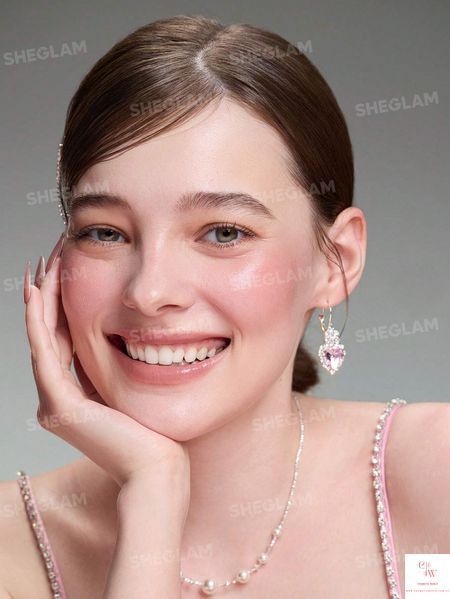Кремовые румяна-стик SHEGLAM Buttery Bliss Blush Stick - Painted Peony 6109 фото
