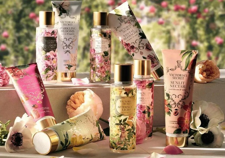 Лосьон для тела парфюмированный Victoria`s Secret Sparkling Blooms 236 мл 000010 фото