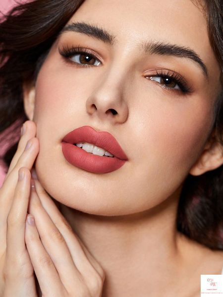 Рідка матова помада SHEGLAM Matte Allure Liquid Lipstick - Damsel 6120 фото